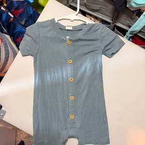 Kate Quinn Modal Romper 6–12M Beechwood Blue Haze The Woods Button Front